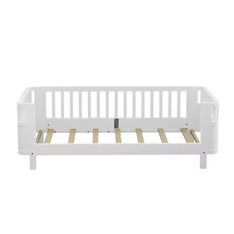 Letto a piattaforma singolo con sponde per bambine e bambini, robusto telaio in legno