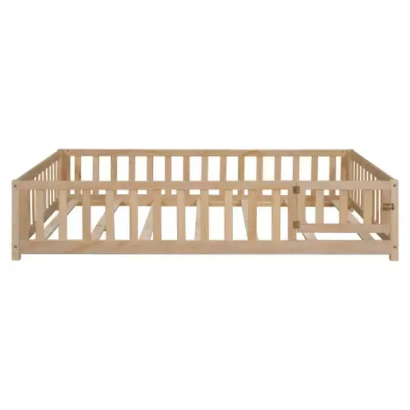 Letto a Piattaforma da Terra Full Size con Recinzione e Porta, Struttura Letto da Terra in Legno con Doghe di Supporto per Mobili da Camera per Bambini e Bambine, Facile da Montare